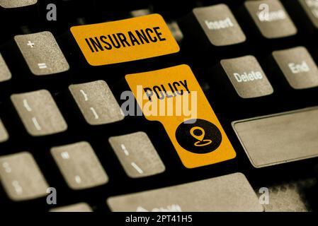 Police d'assurance écriture manuscrite, photo conceptuelle coût de la dette qui s'est produite au cours d'une période de temps Banque D'Images