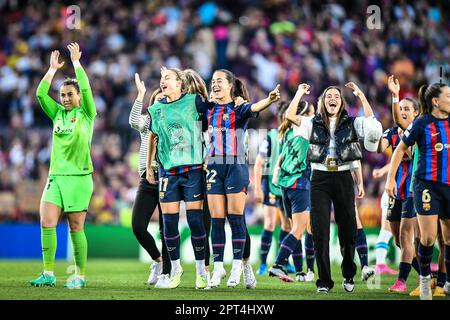 Barcelone, Espagne. 27th avril 2023. Alexia Putellas (FC Barcelone FEM) et Nuria Rabano (FC Barcelone FEM) lors d'un match de la Ligue des champions Womans entre le FC Barcelone Femeni et Chelsea FC Women au camp Spotify Nou, à Barcelone, en Espagne, sur 27 avril 2023. (Photo/Felipe Mondino) crédit: Live Media Publishing Group/Alay Live News Banque D'Images