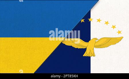Drapeau de l'Ukraine et des Açores - 3D illustration. Deux drapeaux ensemble - texture de tissu. Pays européen. Symboles nationaux de l'Ukraine et des Açores. Île de cou Banque D'Images