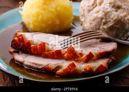 Avec des boulettes de porc grillées bavarois Banque D'Images