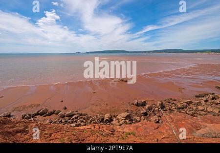 Marémotrice entrant dans la baie de Fundy, en Nouvelle-Écosse Banque D'Images