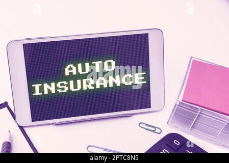 Signature manuscrite assurance auto, photo conceptuelle partie donnée pour un homme qui est sur le point de se marier Stag Night messages importants tablette sur le bureau avec Banque D'Images