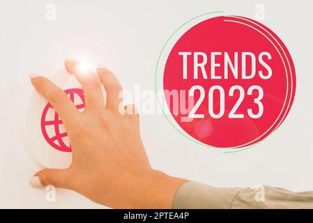 Écriture de texte tendances 2023, concept Internet l'année prochaine tendance dominante largement discuté en ligne Banque D'Images