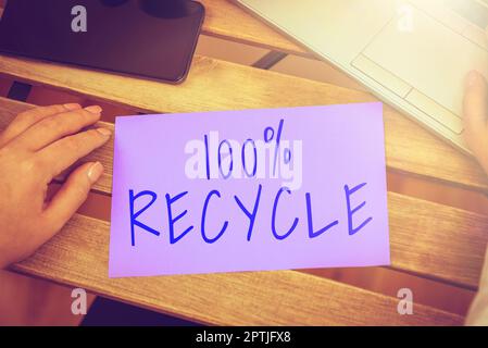 Légende conceptuelle 100% recyclage, ensemble de photos conceptuelles biodégradables, sans BPA et compostables recyclables Banque D'Images