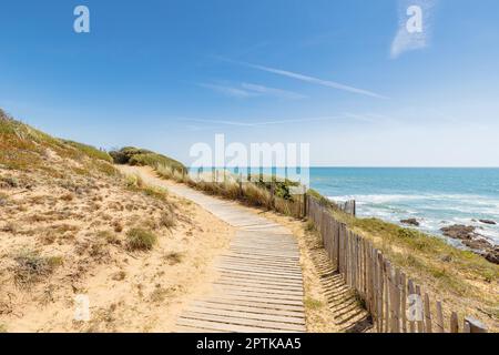 Vue sur la plage de la Pointe du Payre, Jard sur Mer, France en été, Vendée, France Banque D'Images