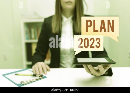 Plan d'affichage conceptuel 2023, mot écrit sur une proposition détaillée pour faire ou réaliser quelque chose l'année prochaine Banque D'Images