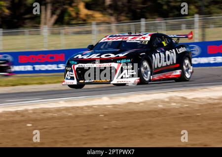 Wanneroo Raceway, Perth, Australie occidentale. 28 avril 2023. Perth SuperSprint 2023 jour 1; le pilote numéro 31 Nulon James Golding pendant l'entraînement au Perth SuperSprint Banque D'Images