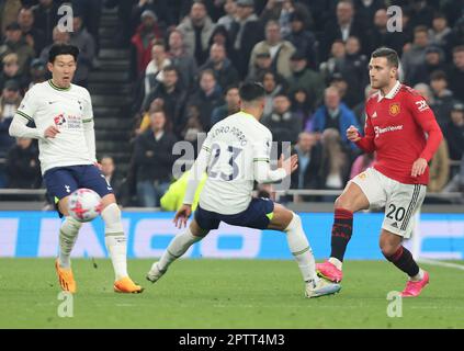 Diogo Dalot de Manchester United lors du match de football de la première ligue anglaise entre Tottenham Hotspur et Manchester United à Tottenham Hotspur St Banque D'Images