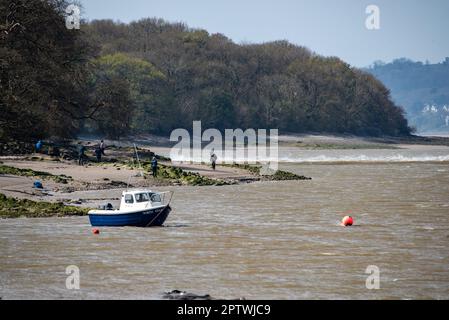 La marée d'Arnside a été le long de l'estuaire du Kent à Arnside, Milnthorpe, Cumbria, Royaume-Uni. Banque D'Images