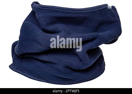 Gros plan d'un gilet matelassé bleu pour hommes écharpe ou manche de ski d'hiver isolé sur fond blanc. Masque. Foulard pour femme ou masque polaire. Mac Banque D'Images