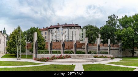 Une photo de l'autel des trois millénaires, qui fait partie de la basilique Saint-Michel-l'Archange. Banque D'Images