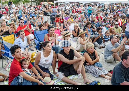 Miami Beach Florida, événements du jour de l'indépendance, 4 juillet 4, vacances patriotiques annuelles, cérémonie de citoyenneté, immigration, naturalisation, ethniquement mixte Banque D'Images