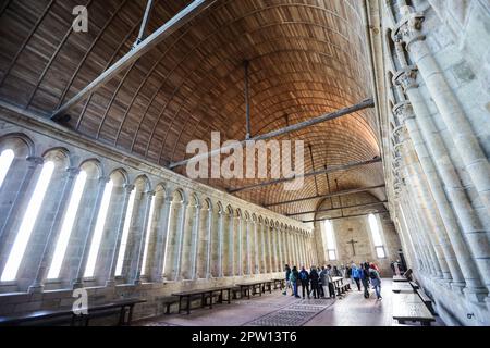 Abbaye, Abbaye Mont Saint Michel,Abbaye du Mont Saint Michel,célèbre,populaire,attraction,touristique,le Mont Saint Michel,Mont Saint Michel,France,français,Europe,européen, site du patrimoine mondial de l'UNESCO,dans,la,Manche,département,sur,la,frontière,entre,Normandie,Normandie,Normandie,et,Bretagne,baie,côte,côtière Banque D'Images