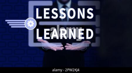 Affichage conceptuel leçons apprises, Aperçu de l'entreprise promouvoir le partage et l'utilisation des connaissances issues de l'expérience Banque D'Images