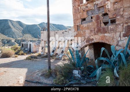 09-22-2022. Almeria,Andalucía,Espagne. Film abandonné Fuerte El Condor dans le désert d'Almeria Banque D'Images