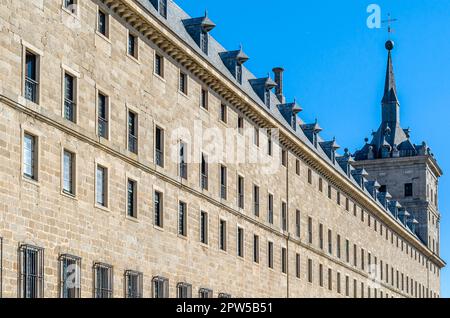 Vue sur le site royal de San Lorenzo de El Escorial, Espagne, construit entre 1563 et 1584, est le plus grand bâtiment Renaissance au monde, a déclaré U Banque D'Images
