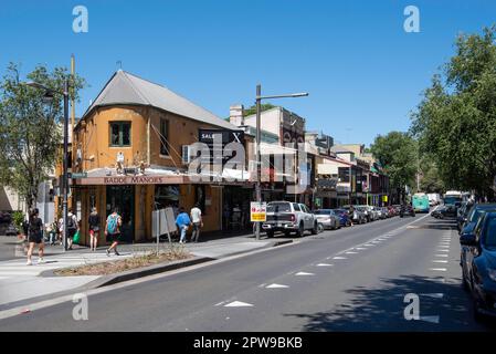 Le Badde Manors Cafe a ouvert ses portes en 1982 et a été l'un des premiers cafés à ouvrir sur Glebe point Road à Glebe, en Nouvelle-Galles du Sud, en Australie Banque D'Images