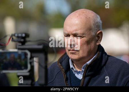 Ingatestone, Royaume-Uni. 29th avril 2023. Blackmore Essex 29th avril 2023 le député de Sir Iain Duncan Smith a fait campagne pour les conservateurs de Blackmore Essex pour les prochaines élections au conseil local. Crédit : Ian Davidson/Alay Live News Banque D'Images