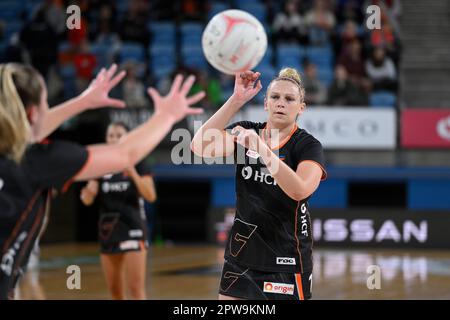 29th avril 2023 ; Ken Rosewall Arena, Sydney, Nouvelle-Galles du Sud, Australie : Suncorp Super Netball, Giants versus New South Wales Swifts ; JO Harten of the Giants lors de l'échauffement crédit : action plus Sports Images/Alay Live News Banque D'Images