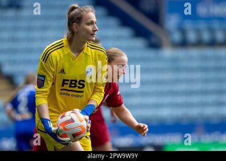 Leicester, Royaume-Uni. 29th avril 2023. Janina Leitzig pendant le montage de Barclays FA WSL entre Leicester City et Liverpool au King Power Stadium. Crédit : Ryan Asman/Alay Live News Banque D'Images