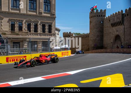 Bakou, Azerbaïdjan, 29 avril, Carlos Sainz, d'Espagne concurrence pour Ferrari. Sprint Race, manche 4 du championnat de Formule 1 2023. Crédit : Michael Potts/Alay Live News Banque D'Images