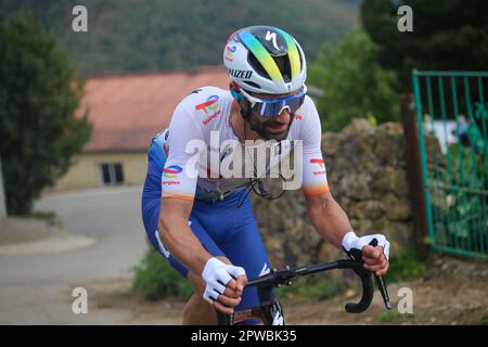 Las Tiendas, Espagne, le 29th avril 2023 : le pilote TotalEnergies Fabien Grellier pendant la phase 2nd de Vuelta a Asturias 2023 entre Candas et Cangas del Narcea, sur 29 avril 2023, à Las Tiendas, en Espagne. Credit: Alberto Brevers / Alay Live News Banque D'Images