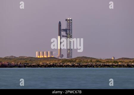 Space X Starship alimenté, Boca Chica, Texas, Amérique Banque D'Images