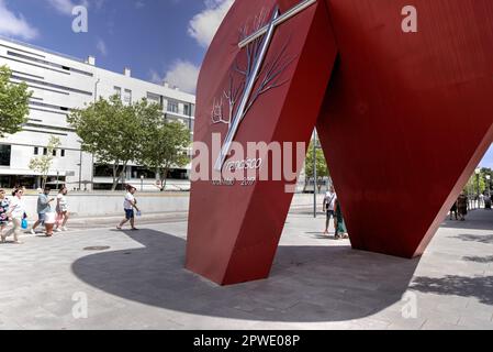 Fatima, Portugal - 15 août 2022 : commémoration de la visite du Pape François pour célébrer le 100th anniversaire de l'apparition de notre-Dame avec de nombreuses visites Banque D'Images