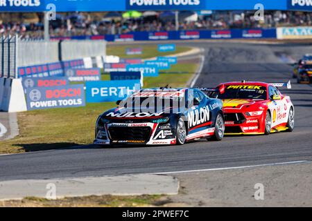 30th avril 2023 ; Wanneroo Raceway, Perth, Australie occidentale, Australie : Perth SuperSprint 2023 jour 3 ; pilote numéro 31 Nulon James Golding lors de la course 9 au Perth SuperSprint Credit: Action plus Sports Images/Alay Live News Banque D'Images