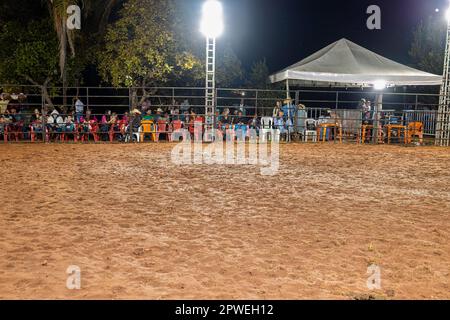 Itaja, Goias, Brésil - 04 21 2023: Petite arène d'équitation avec sable Banque D'Images