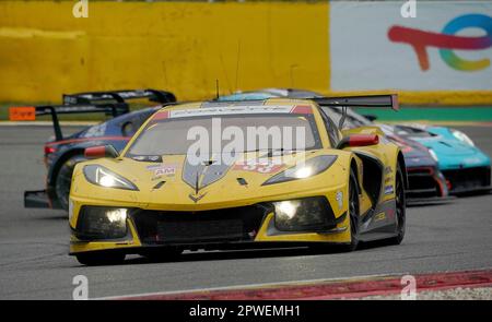 29 avril 2023, circuit de Spa-Francorchamps, Spa-Francorchamps, WEC - TotalEnergies 6 heures de Spa-Francorchamps, sur la photo COURSE CORVETTE, Chevrolet Corvette C8.R, Ben Keating (USA), Nicolas Varrone (ARG), Nicky Catsburg (NLD) Banque D'Images