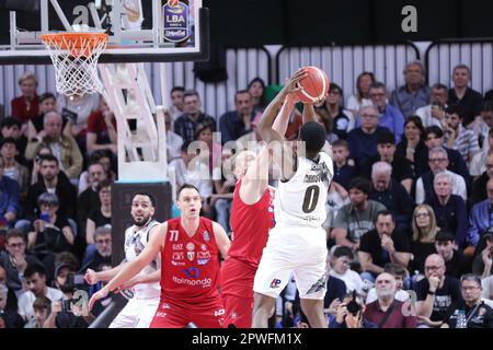 Casale (AL), Italie. 30th avril 2023. Christon Semadoring Match of Italian Basketball Championship A1 Bertram Derthona Panier Tortona vs EA7 Armani Milano (75 -77 ) gagne Milano Credit: Norberto Maccagno/Alamy Live News Banque D'Images