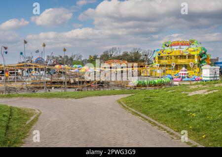 19.04.023 Morecambe, Lancashire, Royaume-Uni. Il y a 8 parcs à thème et foires funéraires de Morecambe à choisir. Trouvez les endroits parfaits pour aller avec vos enfants et pour en profiter Banque D'Images