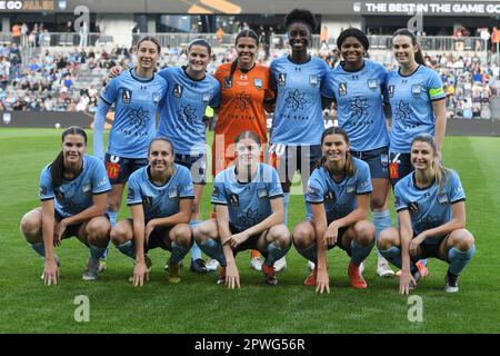 Sydney, Nouvelle-Galles du Sud, Australie. 30th avril 2023. 30 avril 2023, Sydney Australie, Sydney les joueurs posent pour une photo d'équipe lors de la Grande finale de football Liberty A- League Women au Commbank Stadium, Sydney, Australie (Credit image: © Danish Ravi/ZUMA Press Wire) USAGE ÉDITORIAL UNIQUEMENT ! Non destiné À un usage commercial ! Banque D'Images