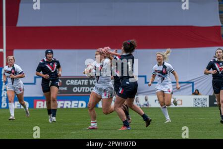 Stade Halliwell Jones, Warrington, Angleterre. 29th avril 2023. Angleterre contre France, Ligue de rugby pour femmes, Mid-Season International. Crédit : Mark Percy Banque D'Images