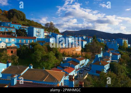 Juzcar, Vallée de Genal, Vallée de la rivière Genal, Serrania de Ronda, village de Smurf, Province de Malaga, Andalousie, Espagne Banque D'Images