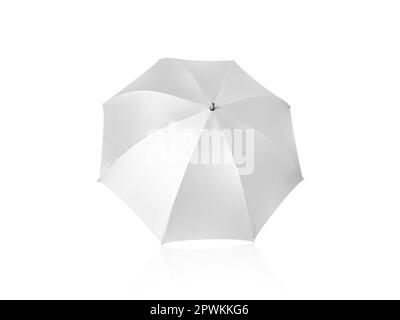 Parapluie blanc isolé sur fond blanc Banque D'Images