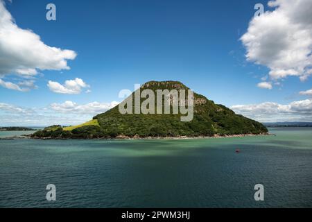 Tauranga est une ville côtière de la région de la baie de Plenty et la cinquième ville la plus peuplée de Nouvelle-Zélande. Il est connu pour ses plages, y compris la fa Banque D'Images