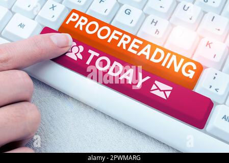 Signe de texte montrant la relecture, concept Internet acte de lecture et de marquage des fautes d'orthographe, de grammaire et de syntaxe Banque D'Images