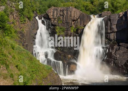 Chute d'eau de Pigeon River High Falls Banque D'Images