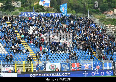 Côme, Italie. 01st mai 2023. Supporter Como pendant le match de football italien Serie BKT Como 1907 vs Palermo FC au stade Comunale G. Sinigaglia à Côme, Italie, 1st de Mai 2023 crédit: Agence de photo indépendante/Alamy Live News Banque D'Images