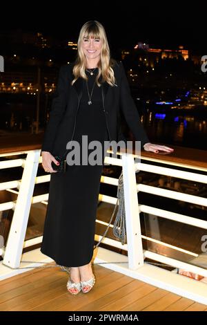 MONACO, - 28 AVRIL : Elenoire Casalegno participe au dîner de gala au Yacht Club de Monaco lors du Festival du film de la Comédie de 20th à Monte-Carlo sur Apri Banque D'Images