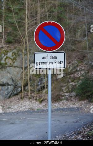 Restriction d'arrêt ('auf dem gesamten Platz'), Allemagne. Banque D'Images