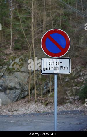 Restriction d'arrêt ('auf dem gesamten Platz'), Allemagne. Banque D'Images