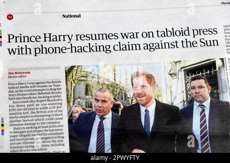 "Le Prince Harry reprend la guerre contre la presse tabloïd avec une réclamation de piratage téléphonique contre le Soleil" article 23 avril 2023 Londres Royaume-Uni Banque D'Images