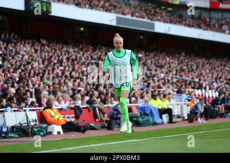 Stade Emirates, Londres, Royaume-Uni. 1st mai 2023. Demi-finale de la Ligue des champions pour Femme, football de deuxième jambe, Arsenal contre Wolfsburg ; Pia-Sophie Wolter de Wolfsburg Credit: Action plus Sports/Alamy Live News Banque D'Images