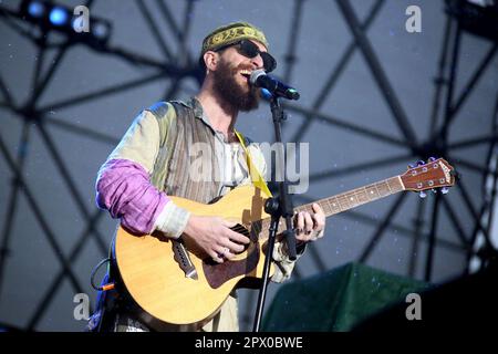 Taranto, Italie. 01st mai 2023. Venerus. Pendant Uno maggio Taranto, concert de musique de chanteur italien à Taranto, Italie, 01 mai 2023 crédit: Agence de photo indépendante/Alamy Live News Banque D'Images