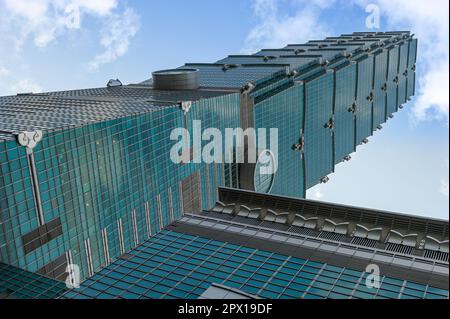 Tour Taipei 101, vue du sol, Taipei, Taïwan Banque D'Images