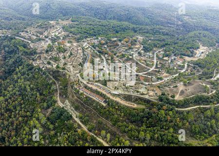 Vue panoramique aérienne de Talamanca dans la province de Bages de Barcelone, Catalogne, Espagne Banque D'Images