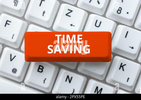 Écriture manuelle signe gain de temps, aperçu de l'entreprise l'action de réduire le temps nécessaire pour faire quelque chose Banque D'Images